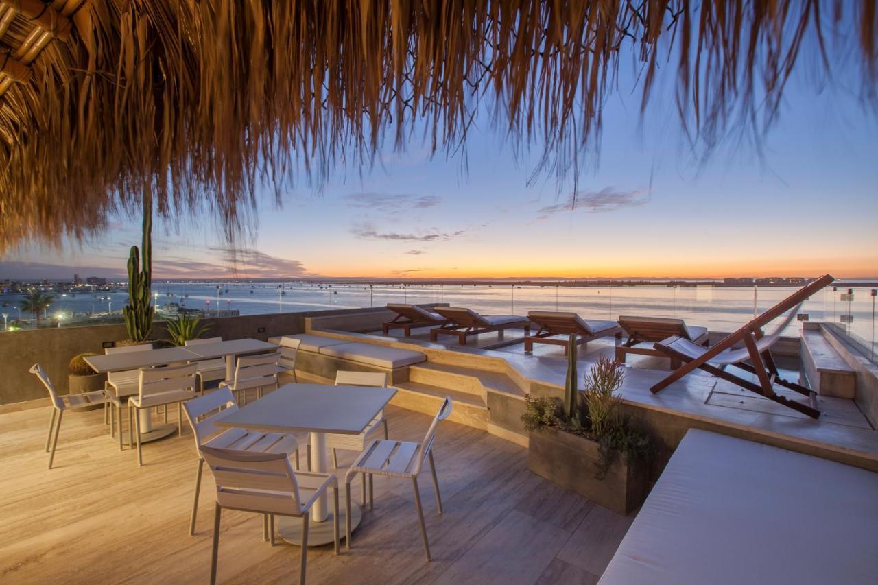 Malecon 1680 Hotel La Paz Exterior photo